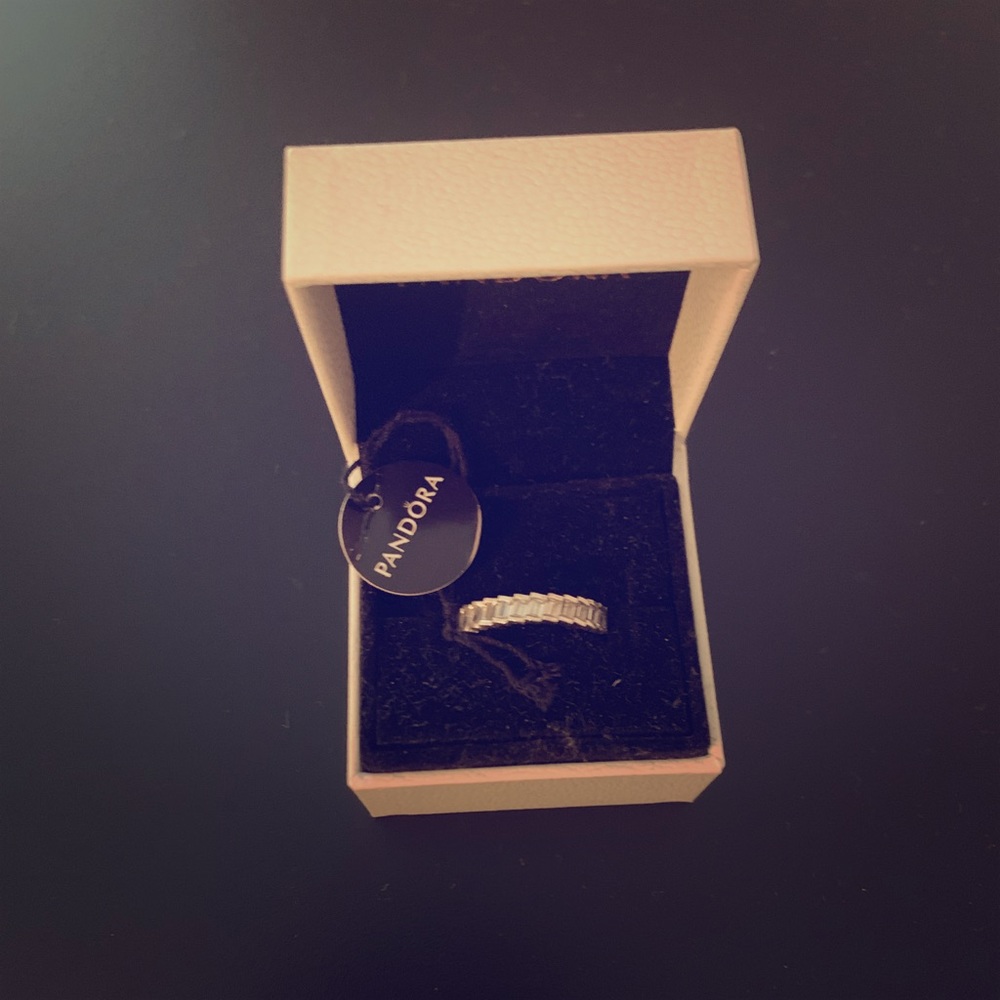 Pandora Ring